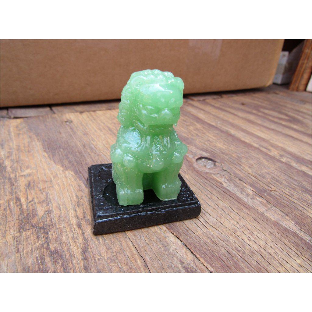 Chinese Lion Glass Figurine Closeup