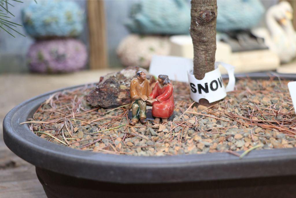 Lovers on a Bench Bonsai Figurine