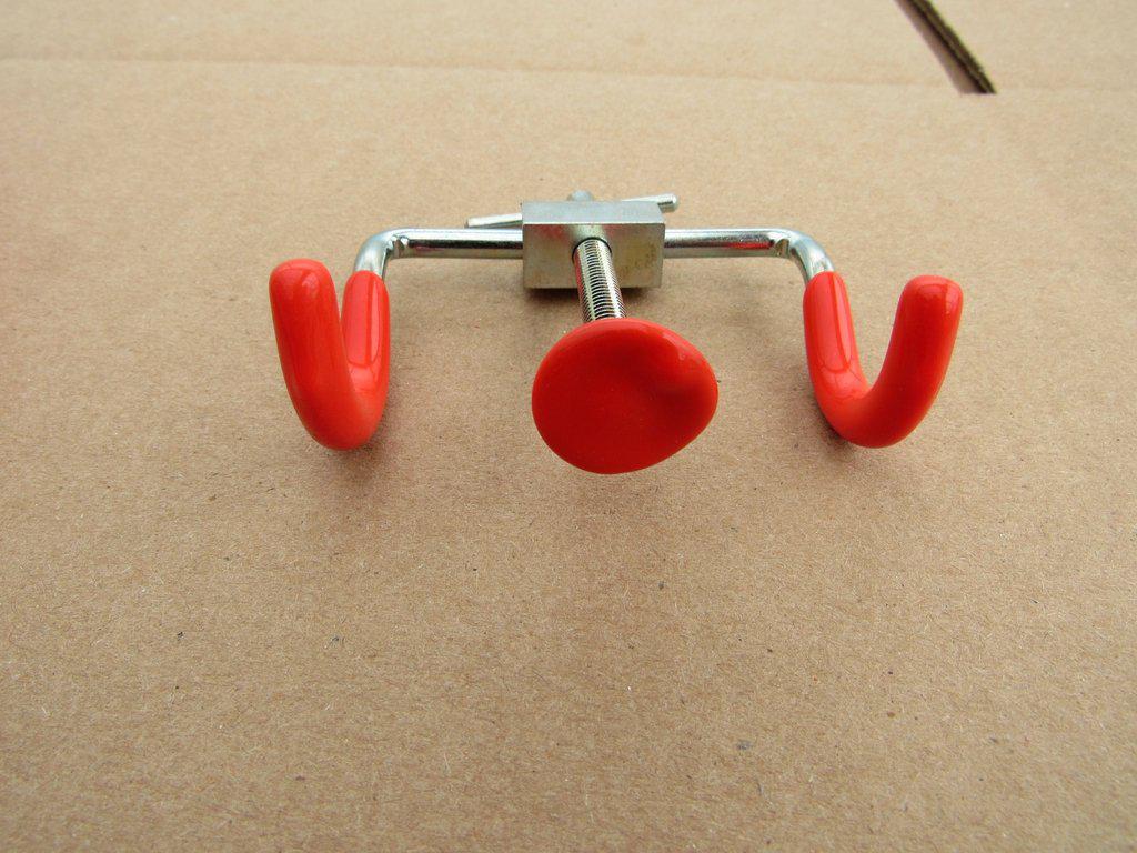 Small Bonsai Tree Branch Bender Close